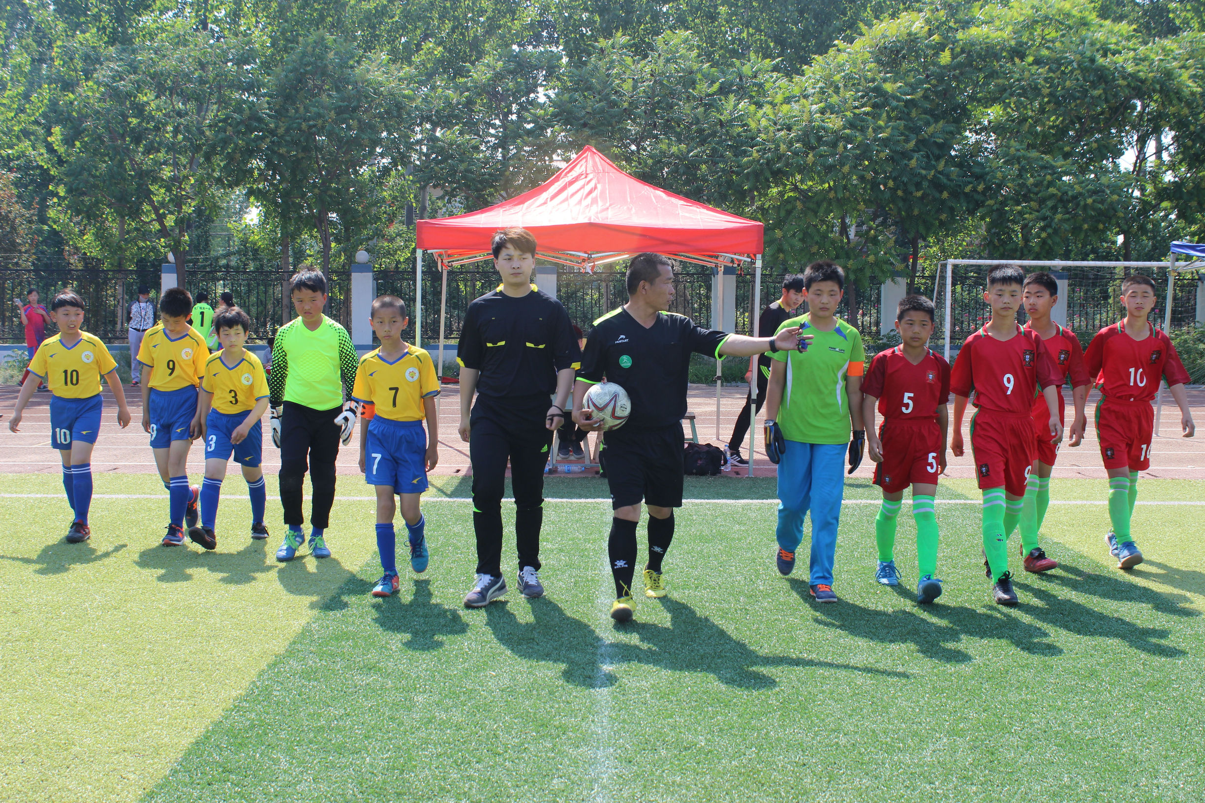 超越梦想从足下启航,超越梦想从足下启航作文