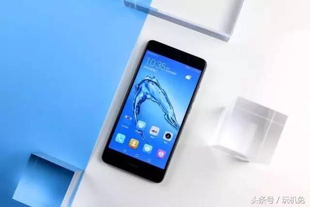 千元机荣耀买哪款,千元机荣耀哪款好