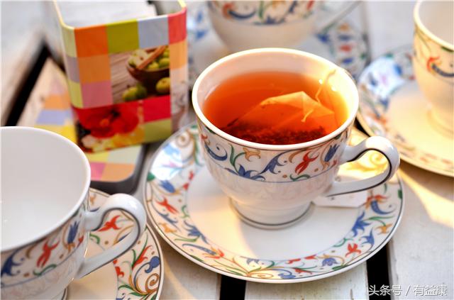 关于继发性高血压的饮食原则和宜忌