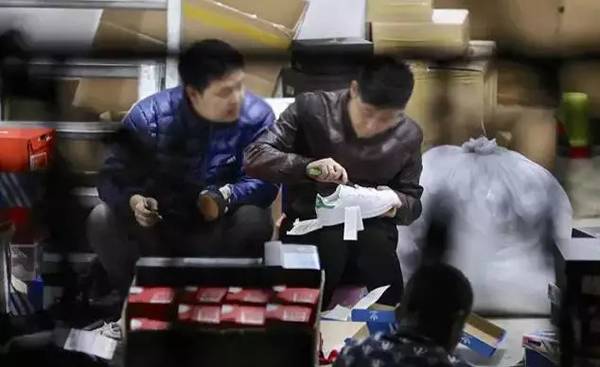 你哭着对我说原版出自哪个综艺,外贸原单耐克阿迪是正品吗