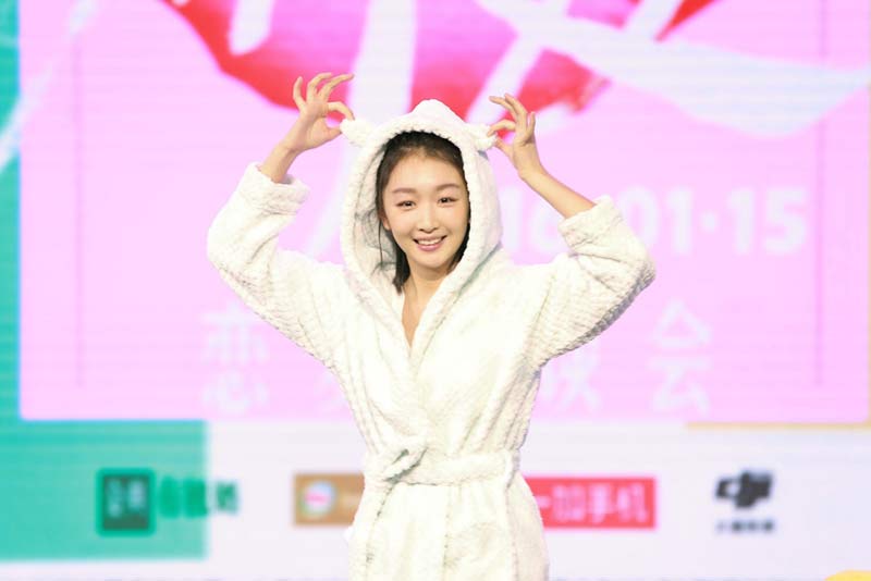 腿型不好看穿短裙怎么办,腿型不好看怎么练