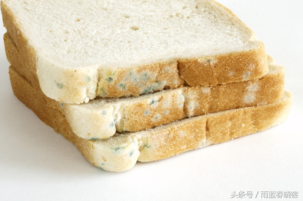 面包发霉还能吃吗,吃了一块发霉的面包怎么办
