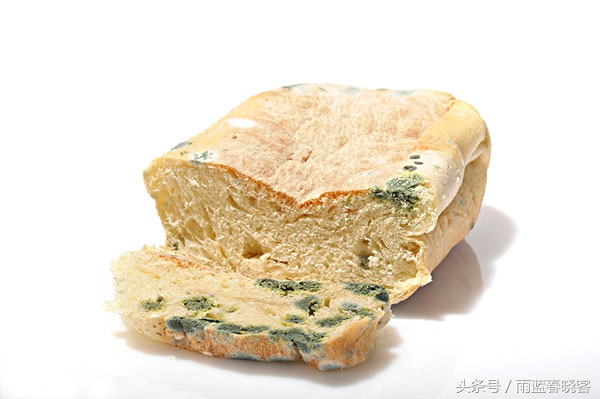 面包发霉还能吃吗,吃了一块发霉的面包怎么办