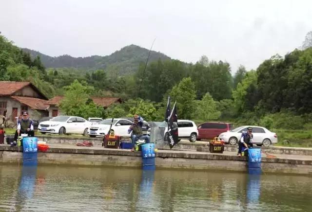 行营慈利X11战队，掐鱼比赛火爆上演