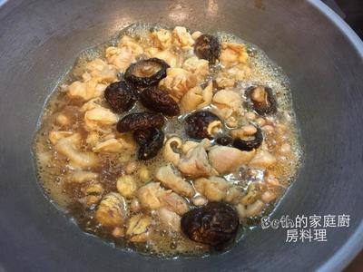 适合三高者吃的十谷米鸡肉粽，营养均衡低油脂，味道却一点不差哦