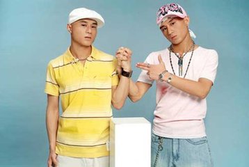 娱乐圈双胞胎姐妹明星,娱乐圈双胞胎明星照片