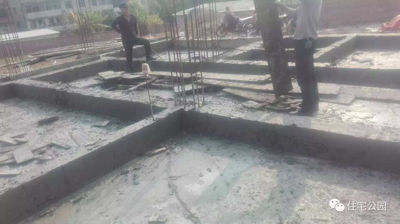 框架结构自建房地基筏板基础,自建房老基础与新筏板基础的结合