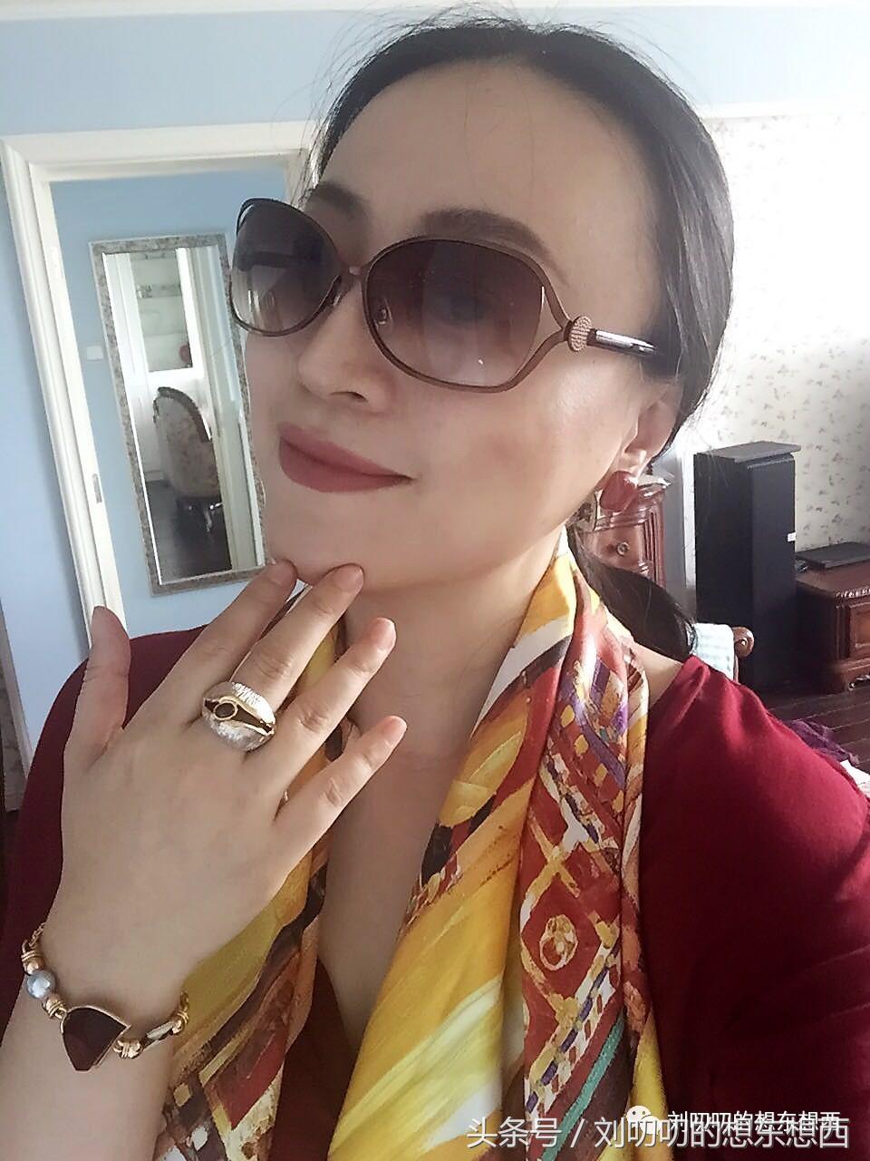 一身红衣服特别有朝气,一身红日常能穿吗