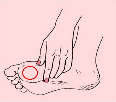 脚板磨出水泡还能继续打球吗,打球磨出水泡怎样处理