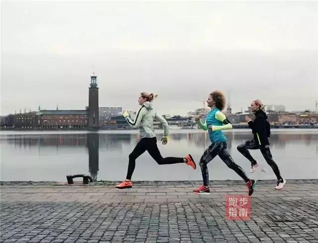 坚持跑步体重不变,跑步一个星期体重没变怎么办