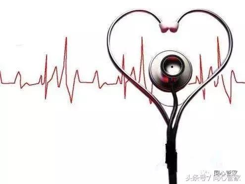 胸痛可能有哪些伴随症状,胸痛肋痛预示着三种疾病