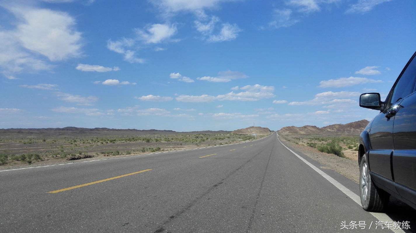 新手司机开车跑偏了怎样修正方向,新手开车方向老是跑偏是怎么回事