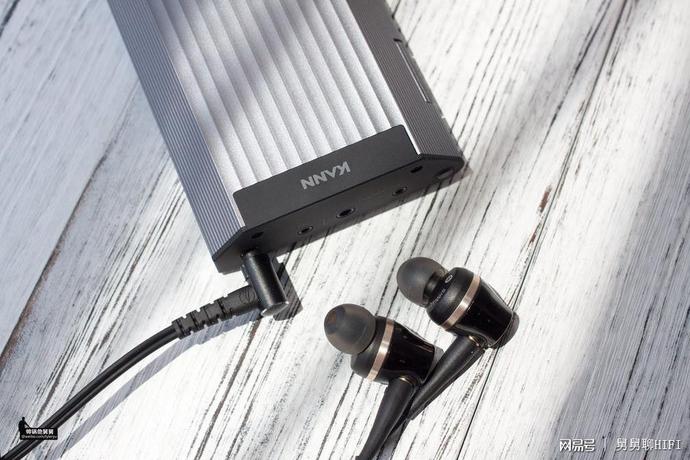 铁三角ath-ckr100和ls400is,铁三角入耳式耳机ath-clr100