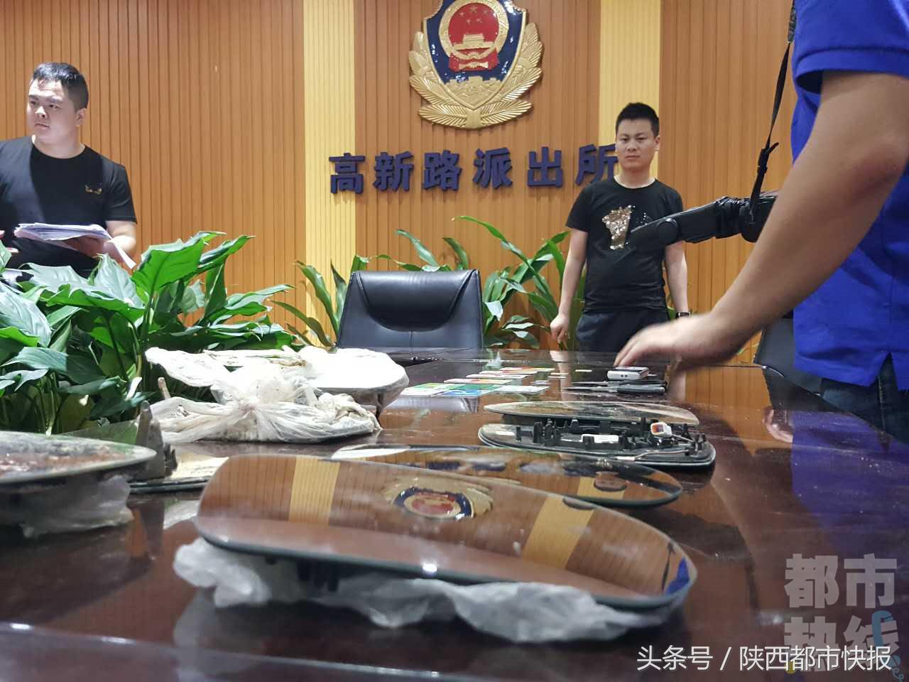 盗窃豪车车内财物,团伙专盗豪车后视镜