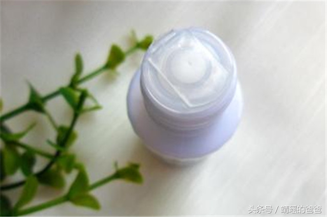 脚气脚底脱皮开裂,脚气脚底脱皮开裂流脓怎么办