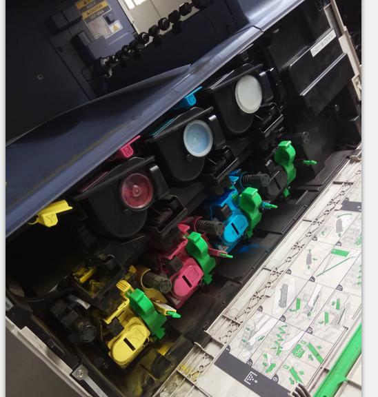 夏普3114复印机第二纸盒总是卡纸,复印机卡纸剩一点出不来