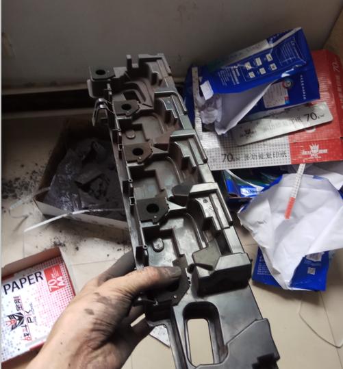 夏普3114复印机第二纸盒总是卡纸,复印机卡纸剩一点出不来