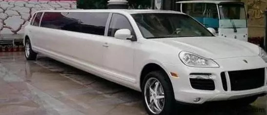 保时捷卡宴车长多少,保时捷卡宴10米超长版