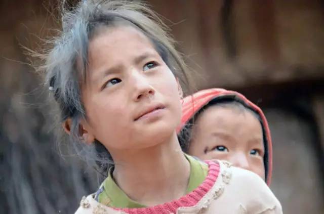 儿童节慰问福利院儿童,儿童尘肺病