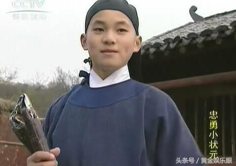 十二岁出道成名,17岁出道22岁一剧走红