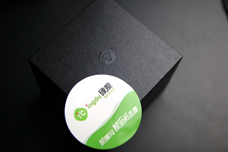 刀锋复古未来风手表,土曼智能手表3代