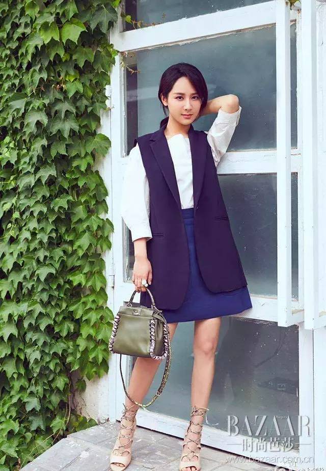 杨紫一言不合就拔剑吗,杨紫高情商接话一点也不尴尬