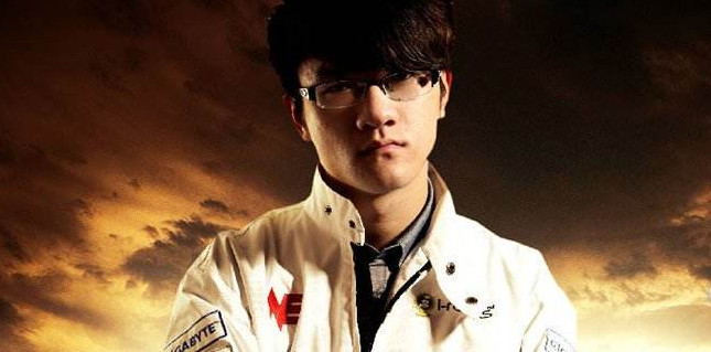 lol若风,lol若风和草莓