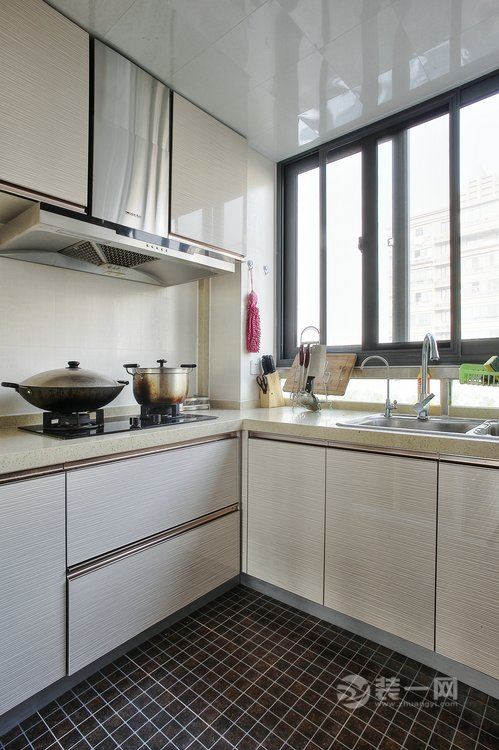 张江汤臣豪园4期平面图,张江汤臣豪园二期118平结构图