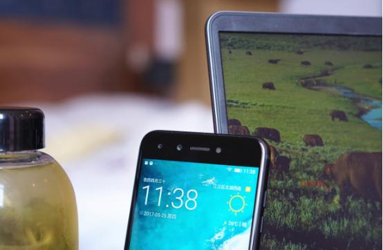 金立首款手机,金立的四摄手机s10