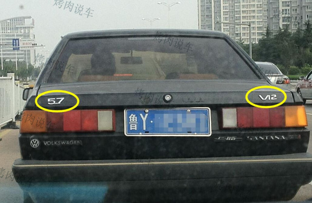 偶遇网红神车,偶遇帕萨特280