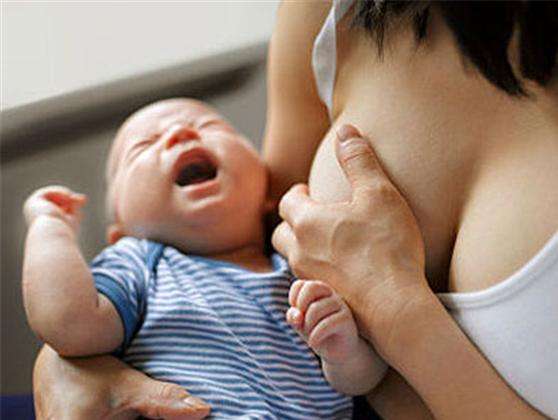 宝宝厌奶怎么教你一招轻松解决,掌握小妙招轻松应对宝宝厌奶