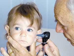 宝宝耳朵半夜出血，全家人吓坏了！