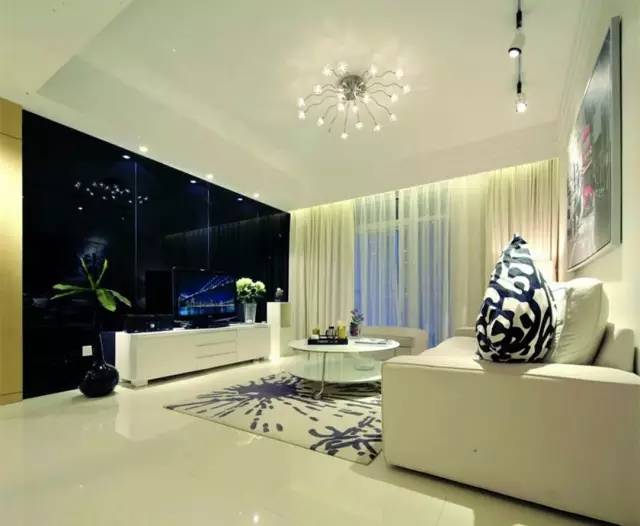 怎样用板材做电视背景墙,电视背景墙玻璃设计