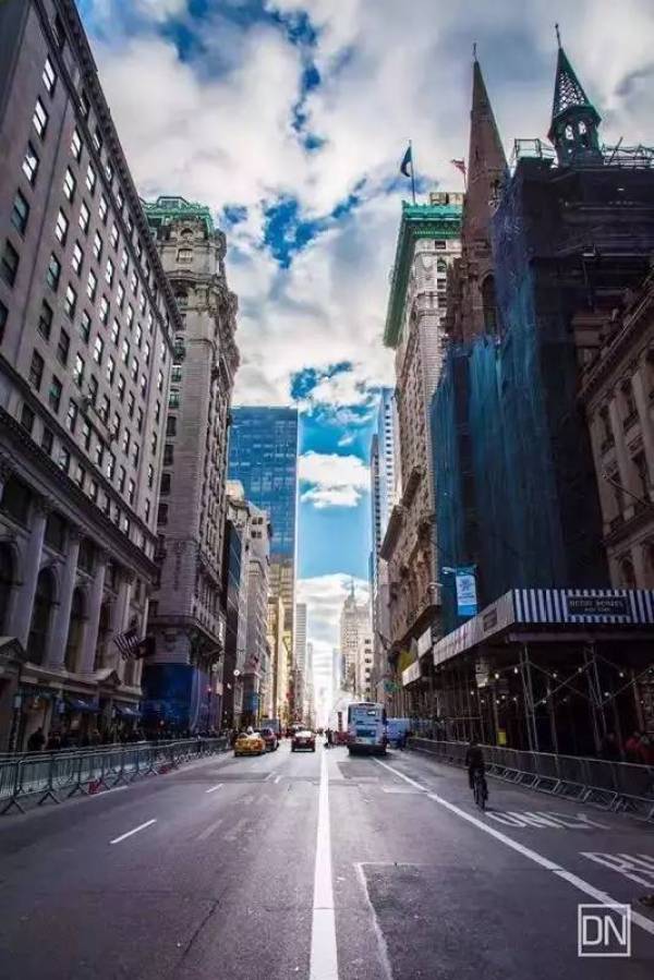 摄影大师的黑白街头摄影作品,30张街头摄影精选