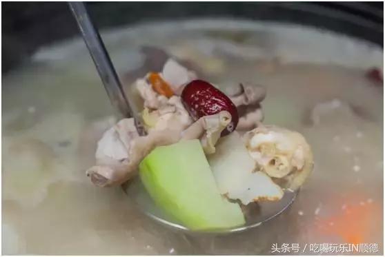 高配的自家农场农庄开始大放价，38蚊/打湛江生蚝！1蚊炸云吞