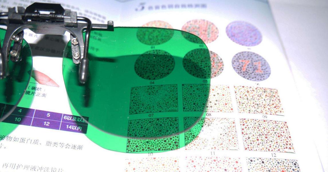 红绿色盲为什么不可以考驾照,患红绿色盲的人可以考驾照吗