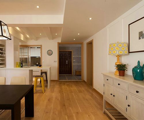 卧室的飘窗简约不简单，无锡百乐和园大三居装修实例效果图