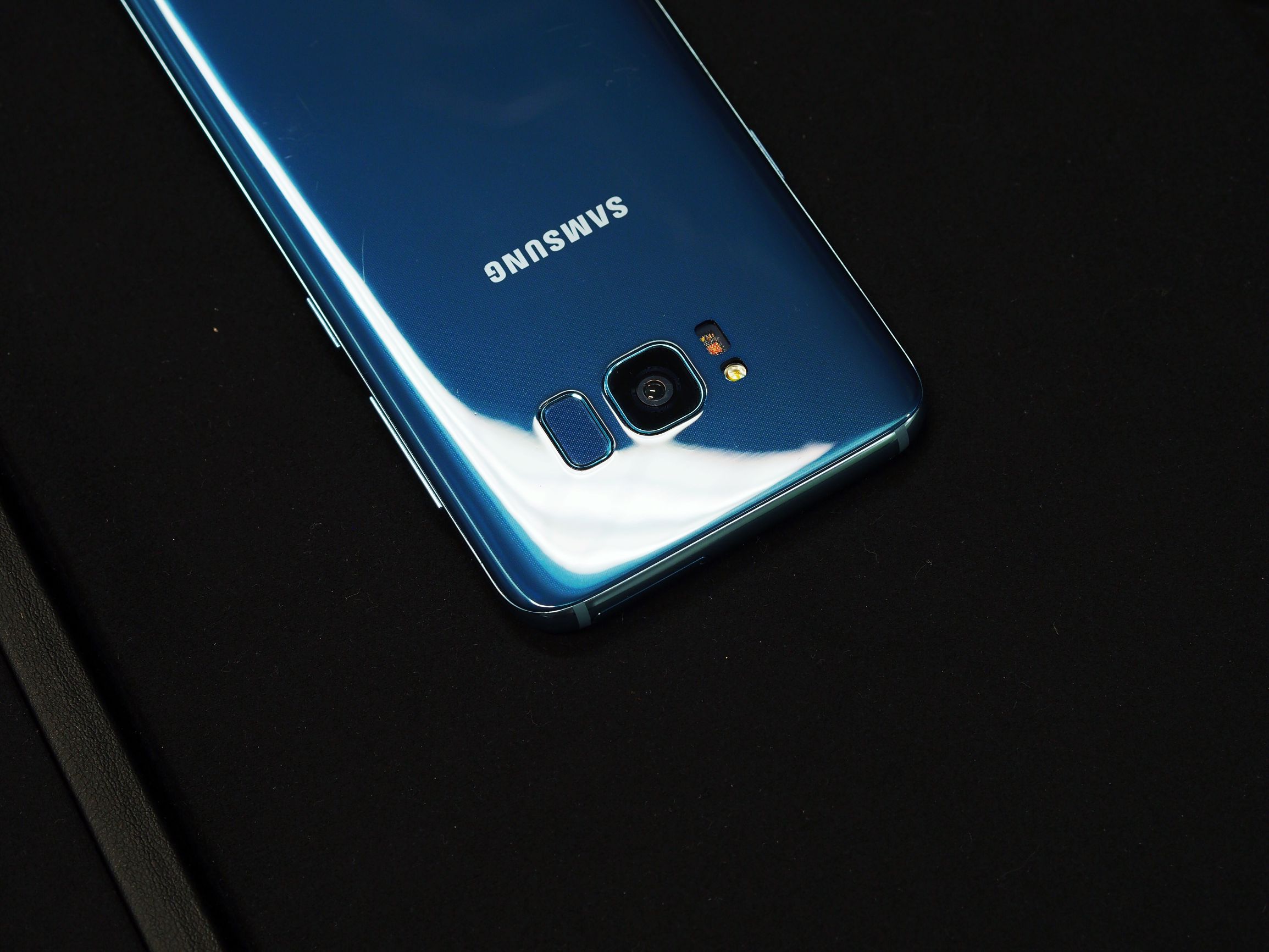 三星盖乐世S8怎么全屏,三星盖乐世s8现在值多少钱