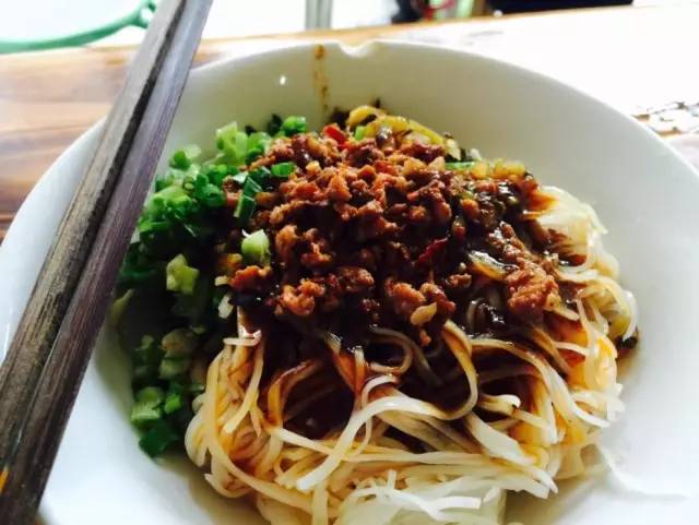 在云南生活有多惬意,师宗县美丽县城