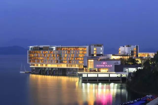 初夏阳光下太平湖沐心酒店风景,太平湖旅游攻略酒店