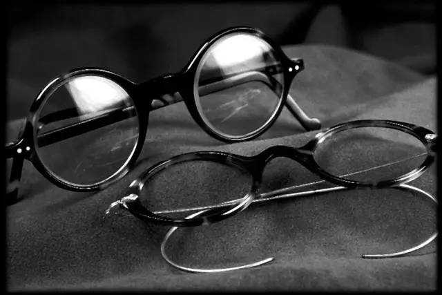 目前十大最好的眼镜品牌,日常好看的平价眼镜品牌