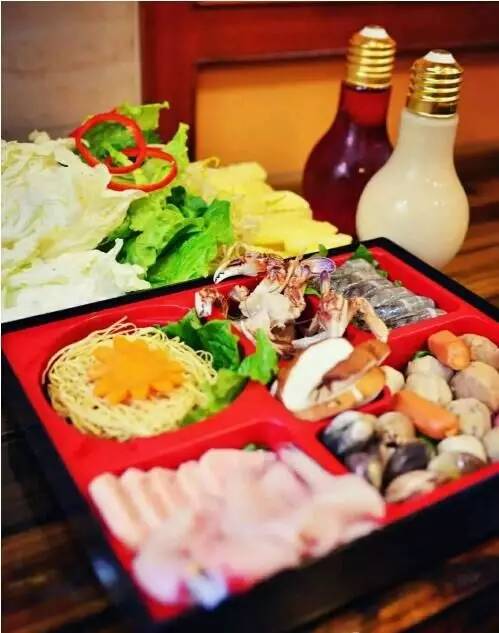 潮玩美食打卡点,潮玩要不断超越消费者的心智