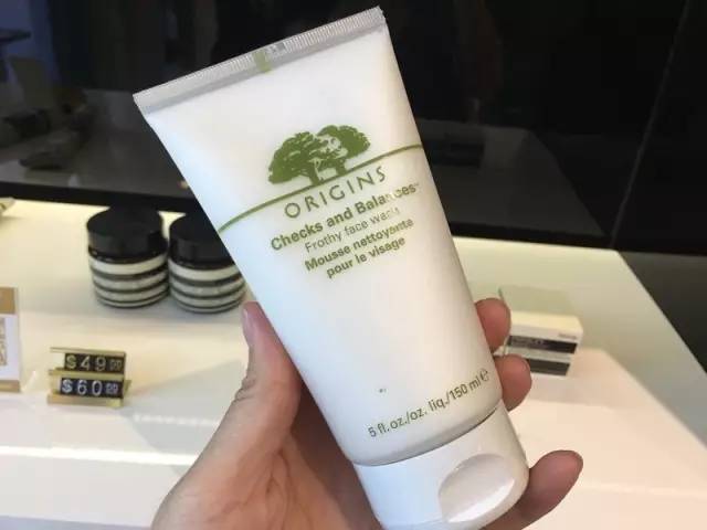 能把一条柴犬请来当服务员，也只有杭州这家新晋网红商场了吧……这波刷卡5折攻略，你一定收好！