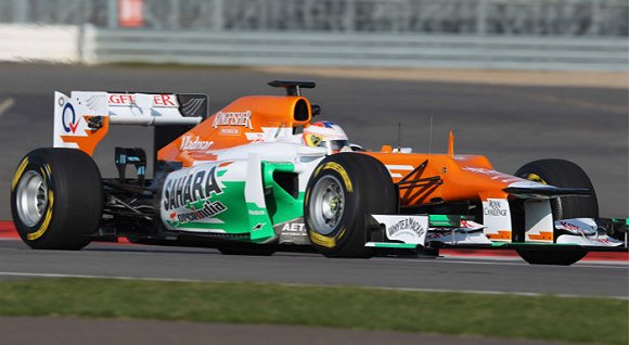 F1·一台能参赛的F1赛车需要花费多少钱？