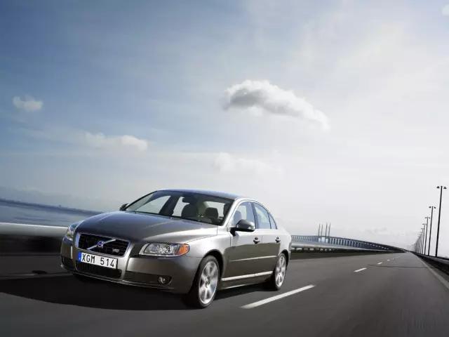 修20多年车的老师傅,修车20年的师傅评车