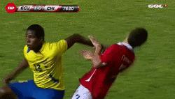 足球场上那些假摔瞬间,足球史上最佳假摔