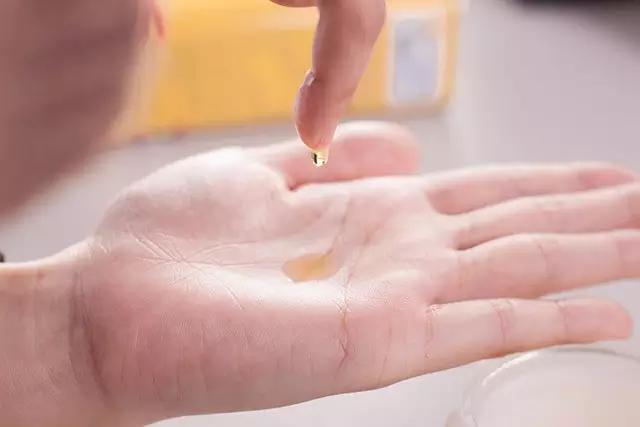 护肤精纯橄榄油,一滴橄榄油