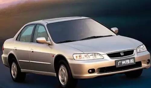 六代雅阁3.0v6试驾,日系三强之一第八代本田雅阁评测