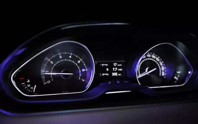 修20多年车的老师傅,修车20年的师傅评车