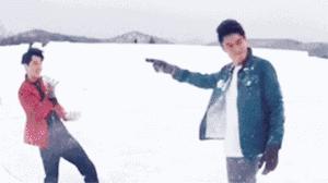 是胡也是霍，情人节伙着过，为什么最近这本时尚杂志卖疯了？